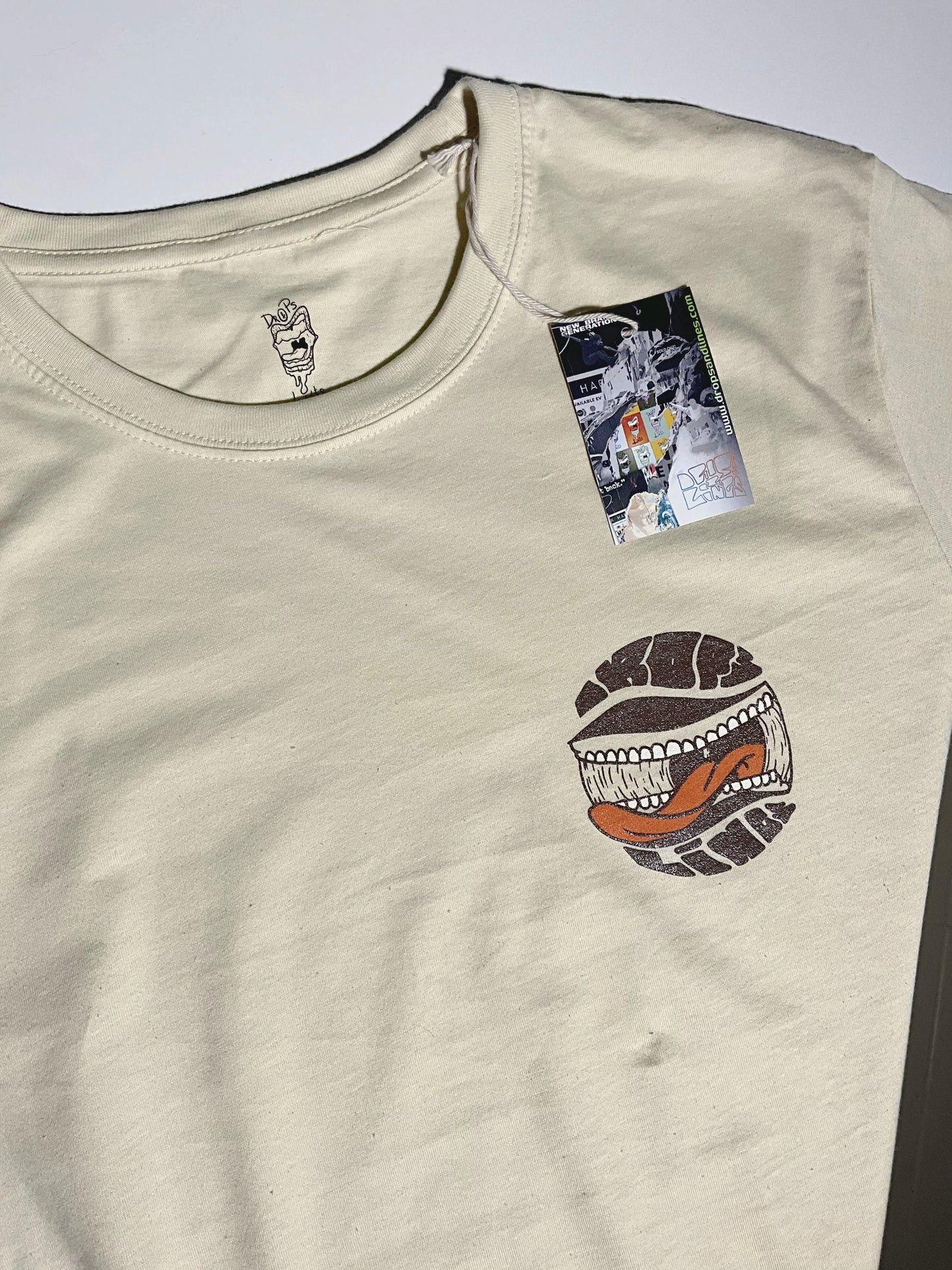 Ball - Camiseta
