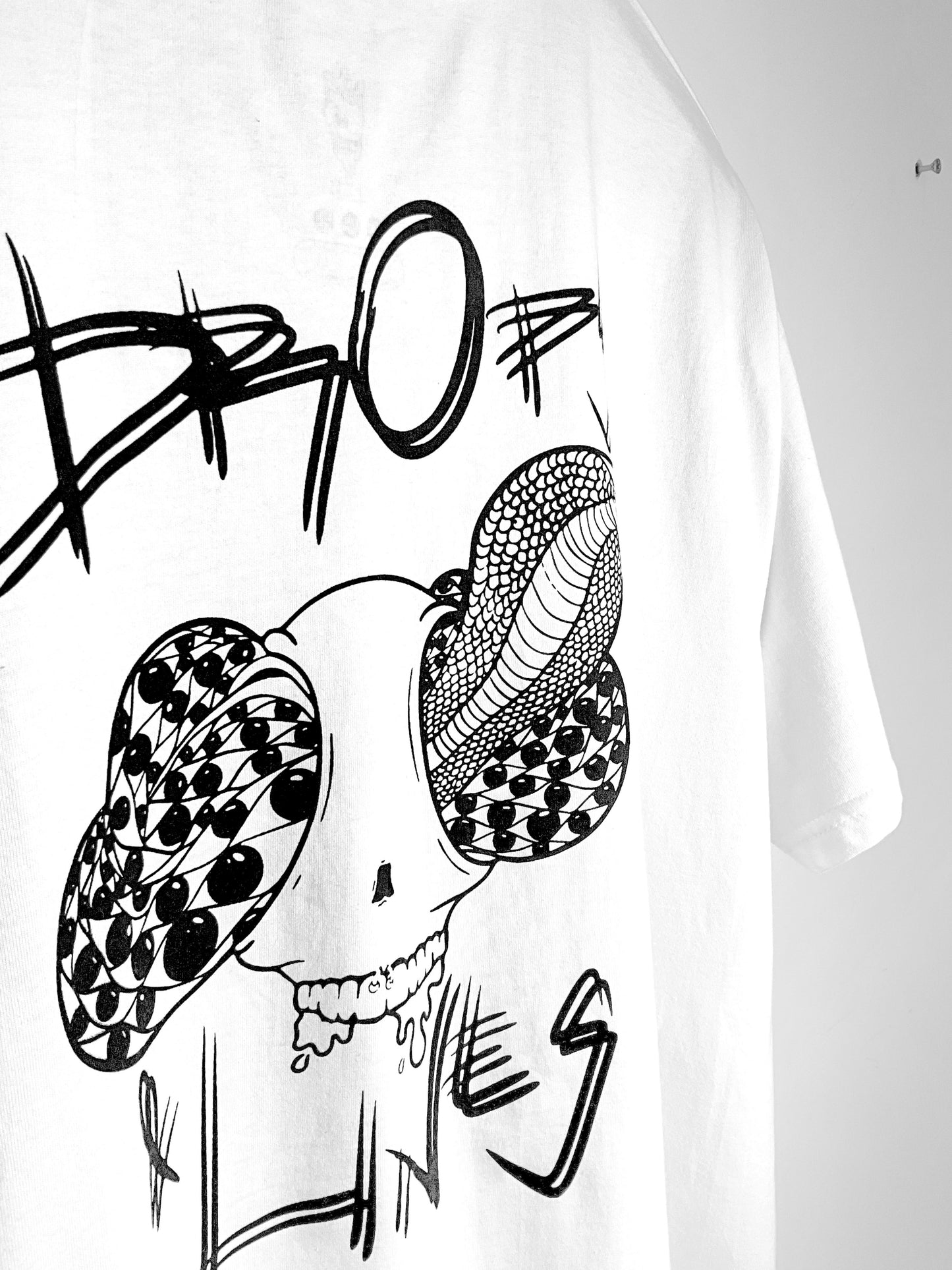 Eyes' skull - Camiseta